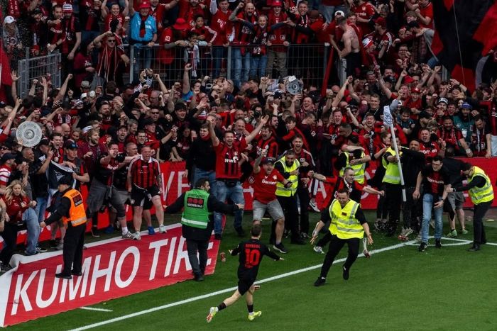 Evolusi Sepak Bola: Dari Lapangan Tradisional Ke Kompetisi