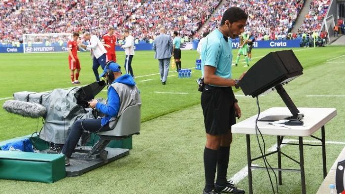Peran Teknologi Dalam Dunia Sepak Bola