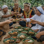 Keunikan Ragam Kehidupan Sosial Di Tengah Masyarakat Modern