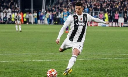 Teknik Menendang Bola Yang Benar Dalam Sepak Bola