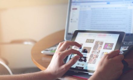 Peran Teknologi Digital Dalam Aktivitas Harian