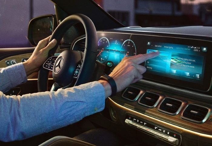 Teknologi Canggih Yang Mulai Hadir Pada Mobil Masa Kini